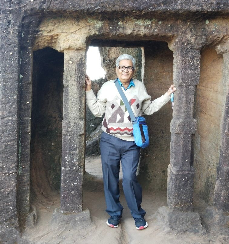 Pandav Caves景点图片