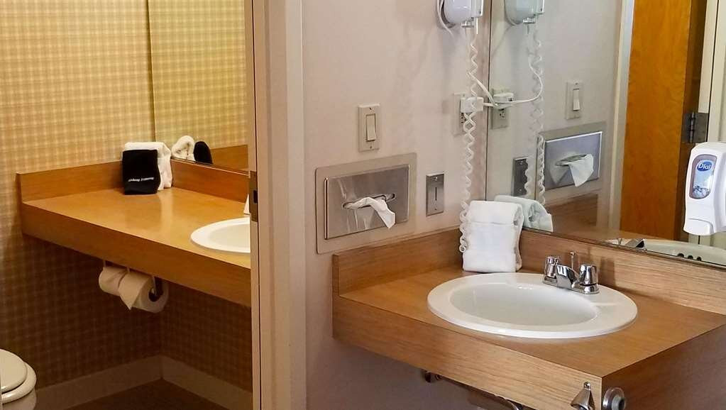 Ivey's Motor Lodge主图