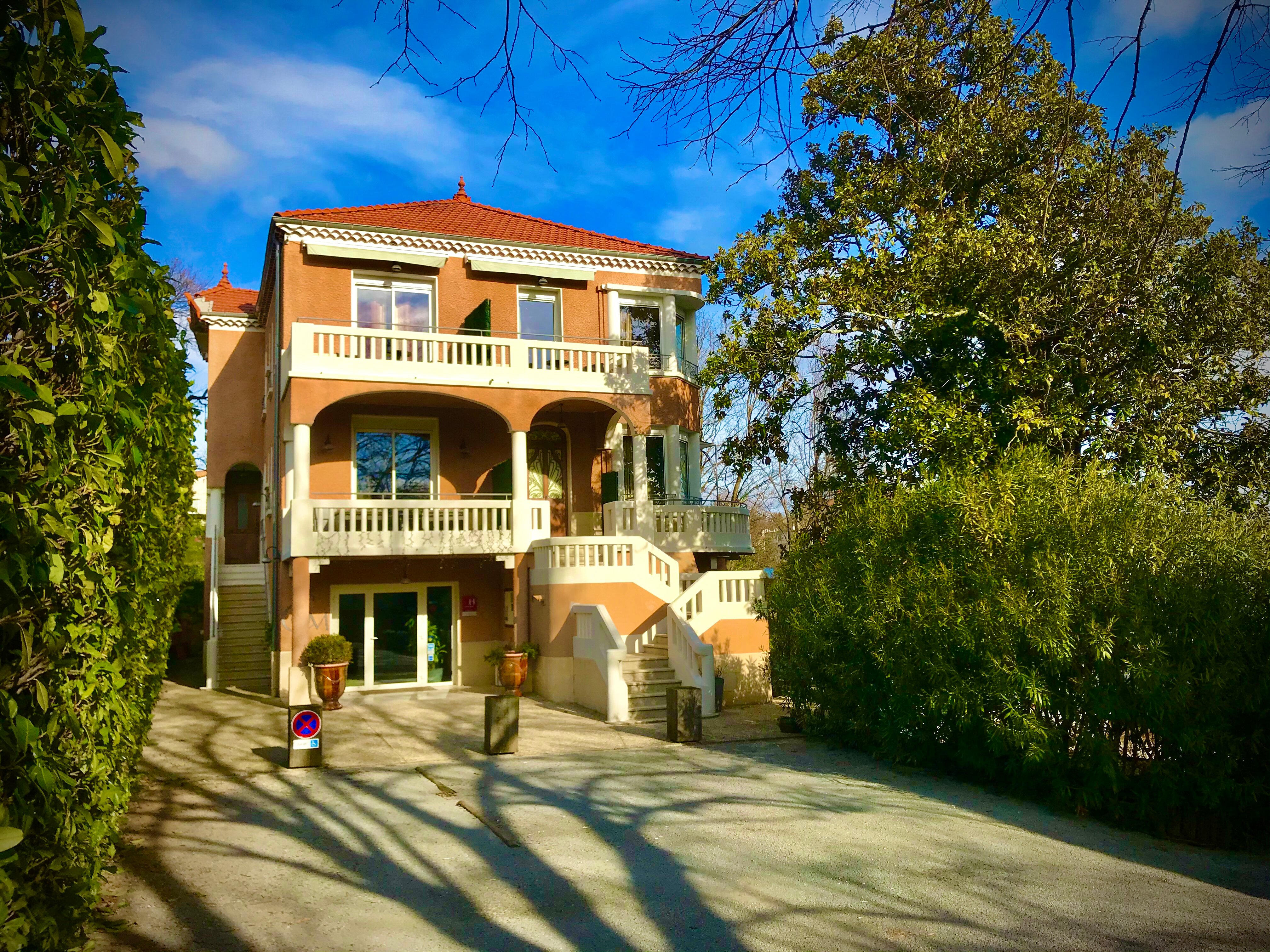 Villa Elisa M-官方
