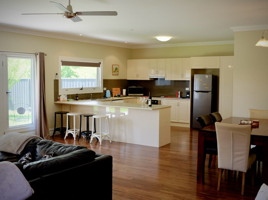 Jessie's Creek Cottage主图