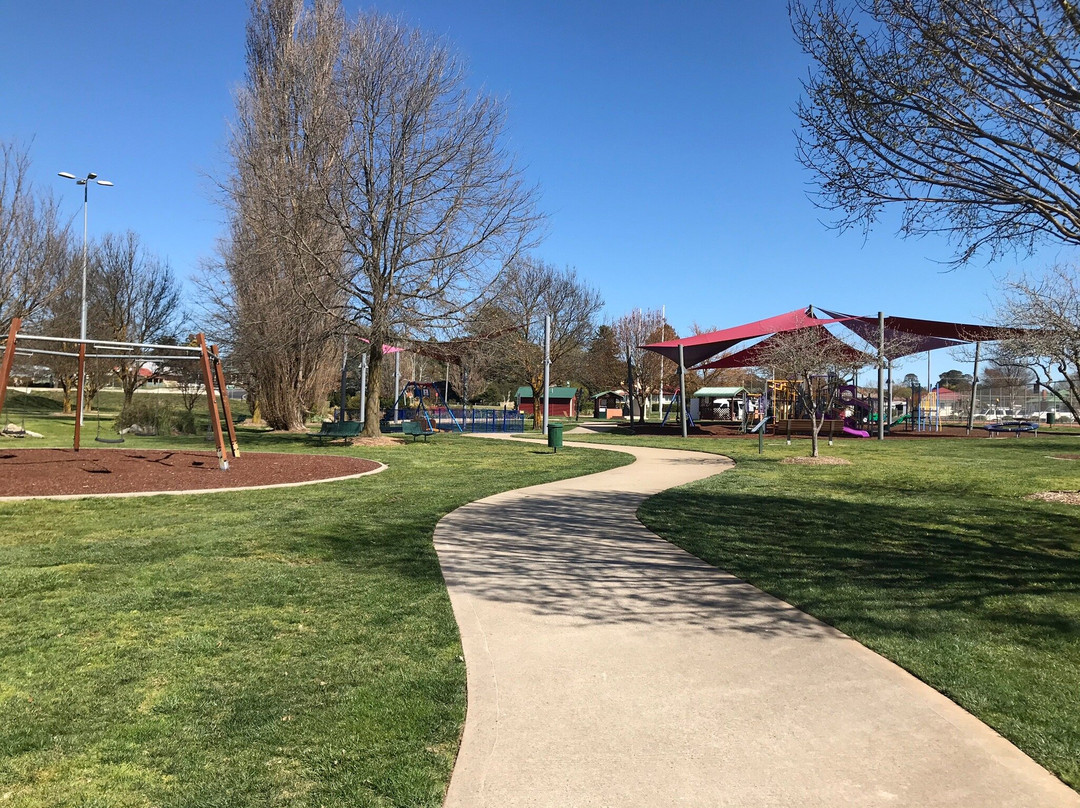 Heritage Park Adventure Playground景点图片
