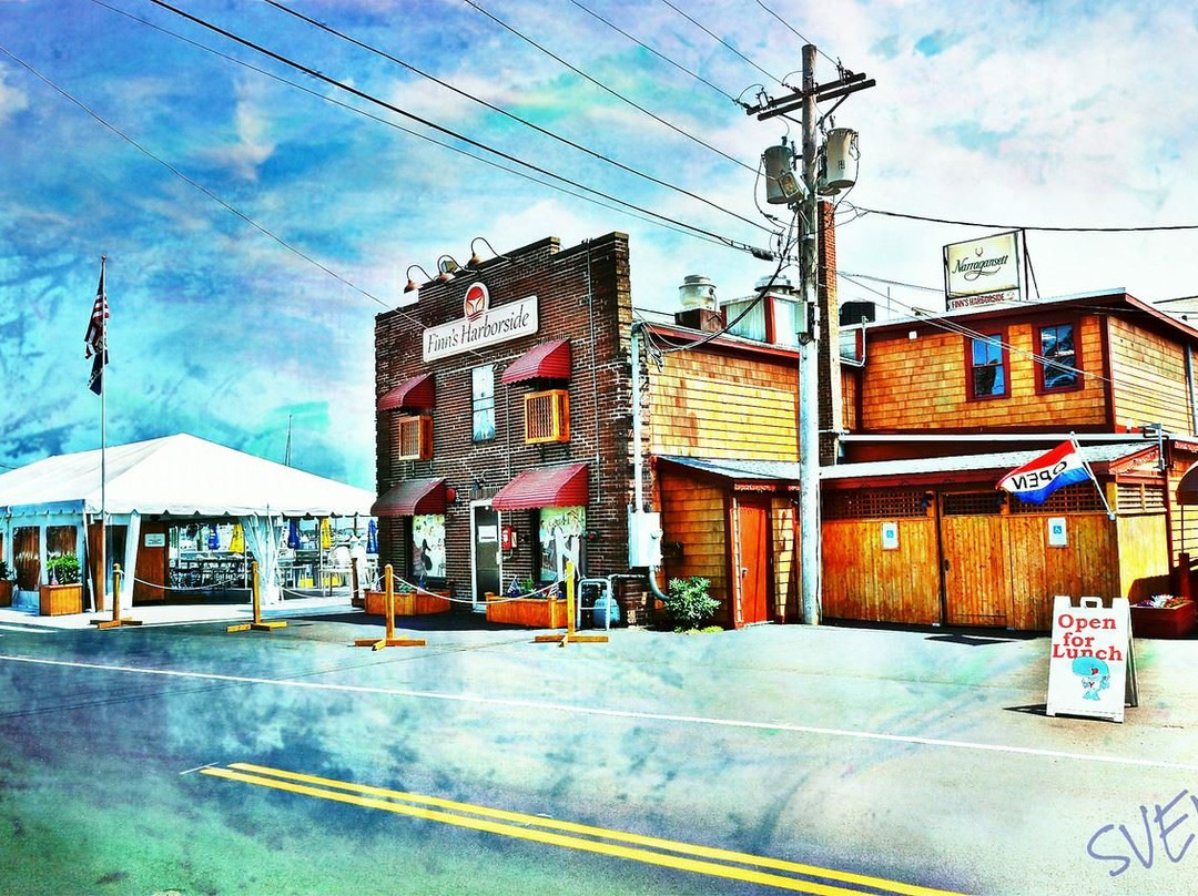 Finn's Harborside