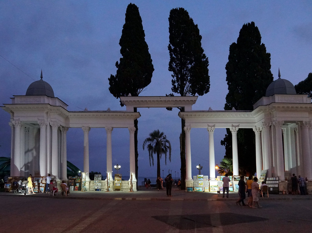 Colonnade at the Promenade of Sukhumi-Sukhumi必去景点