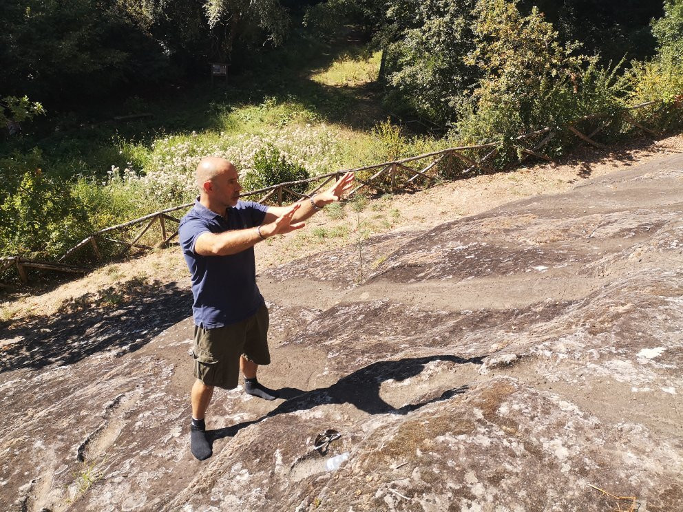 Ciampate del Diavolo-Tora e Piccilli必去景点