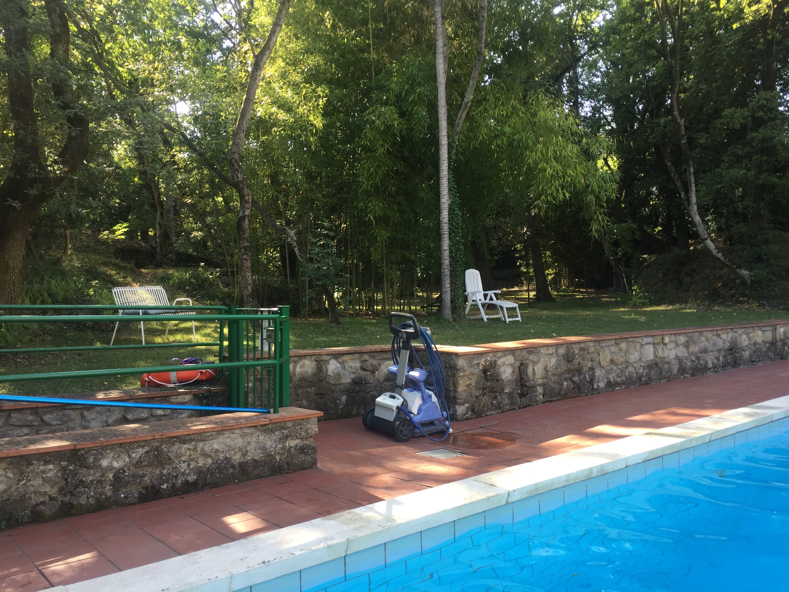 Villa La Nussa-官方