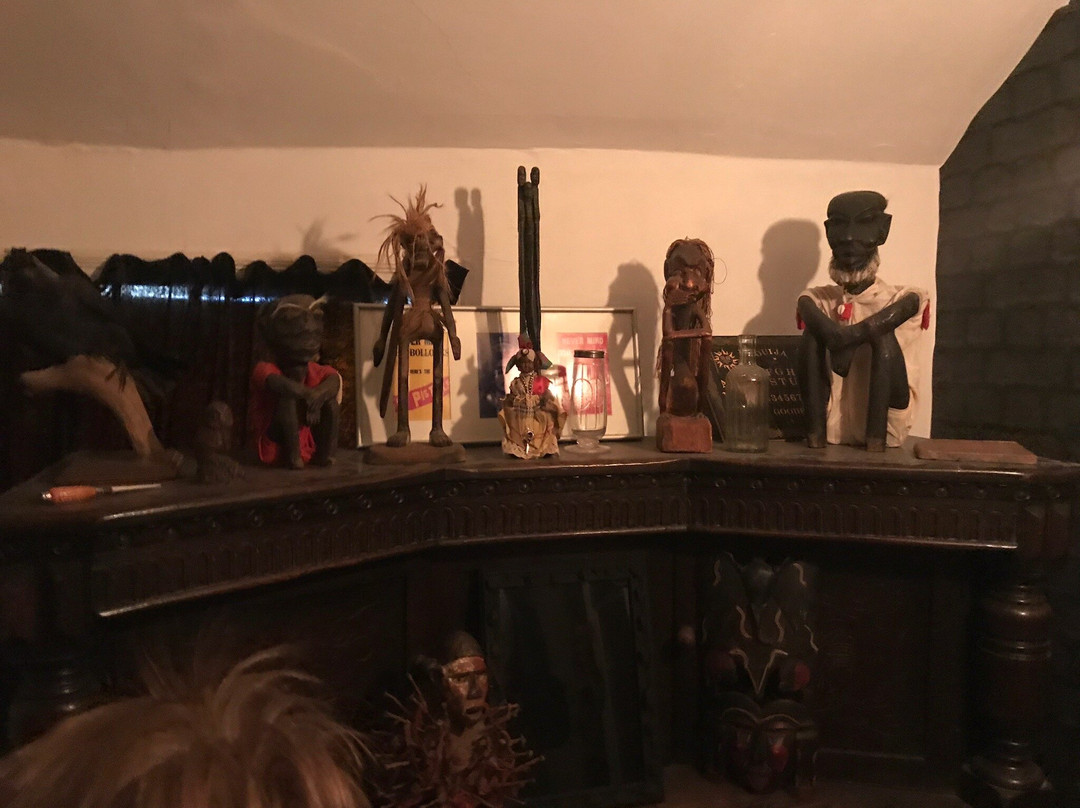 Haunted Antiques Paranormal Research Center景点图片