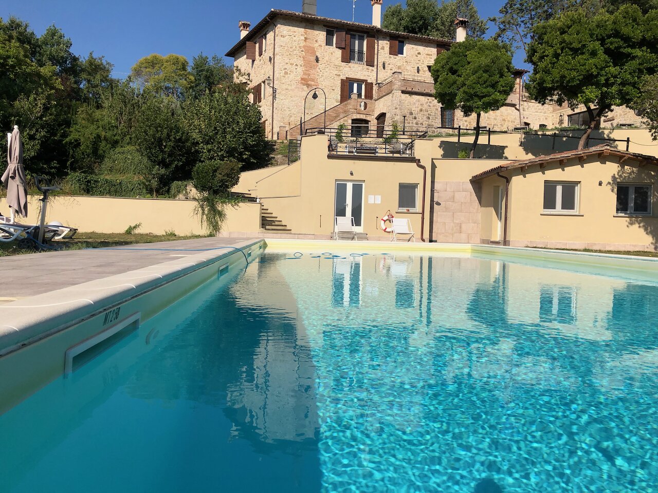 Relais Il Furioso-泳池