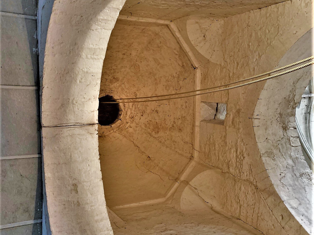 Eglise St-Grégoire d'Augé-Auge必去景点