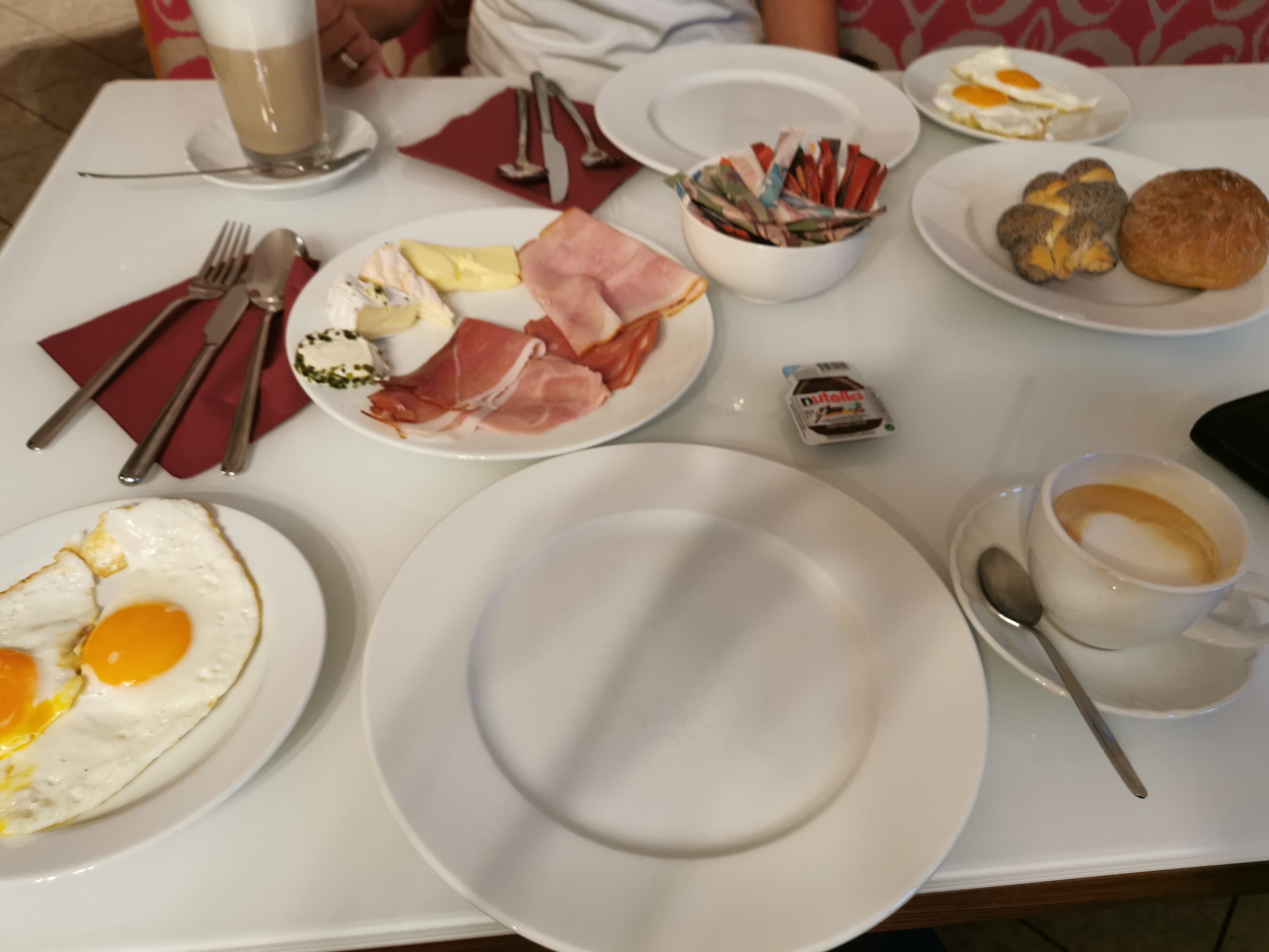 祖郭丹恩格法伊亨里奇酒店-餐饮