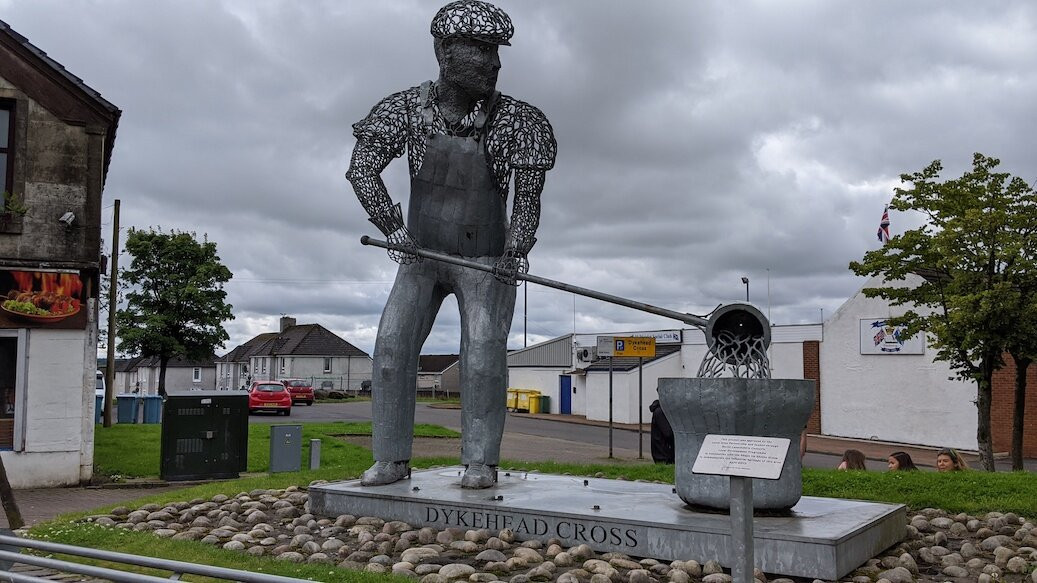Shotts Metalworkers Statue景点图片