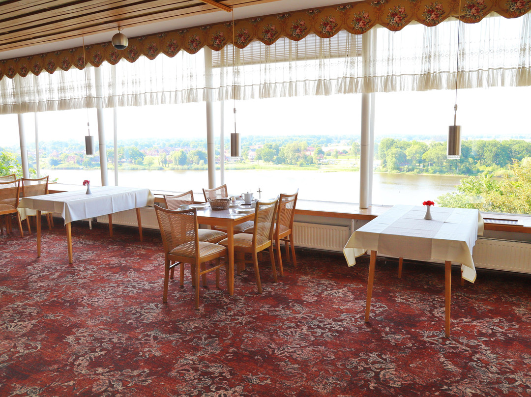 Hotel Bellevue主图