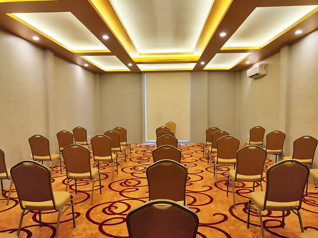 Aidia Grande Hotel主图