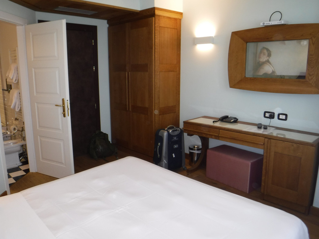 Duca D'Aosta Modern Retro Hotel主图