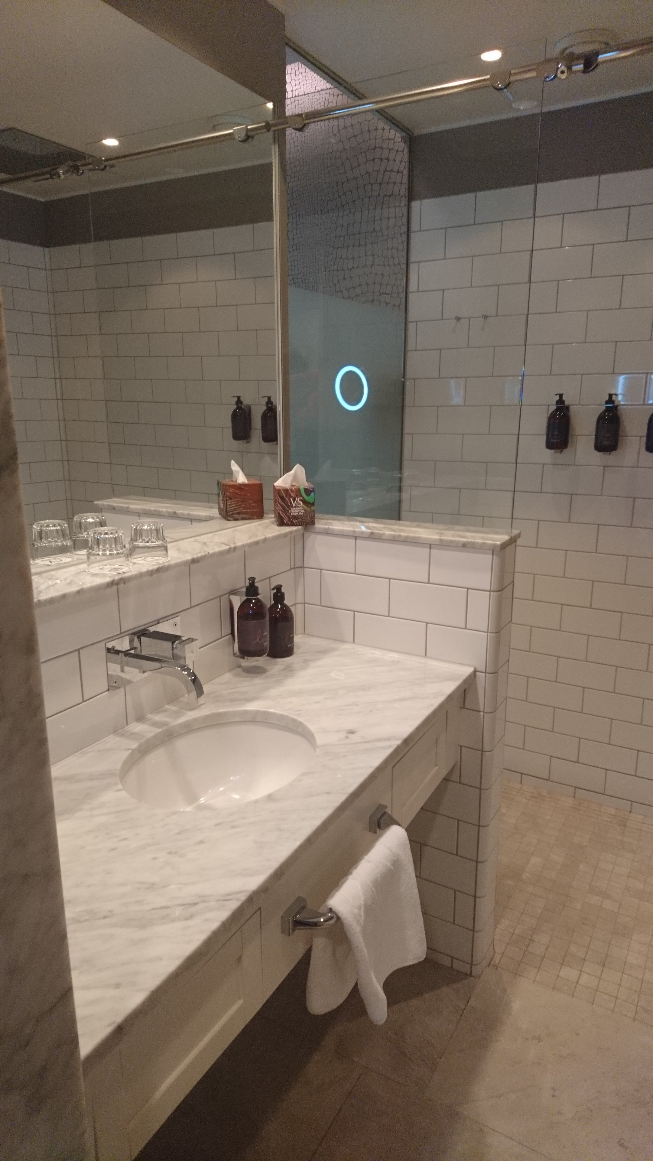 Varbergs Stadshotell & Asia Spa-浴室