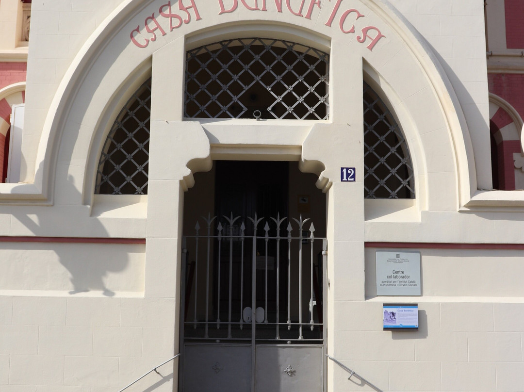 Casa Benefica-埃尔马斯诺必去景点