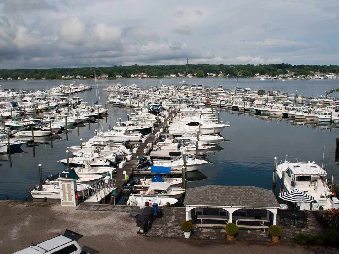 Inn at Harbor Hill Marina主图