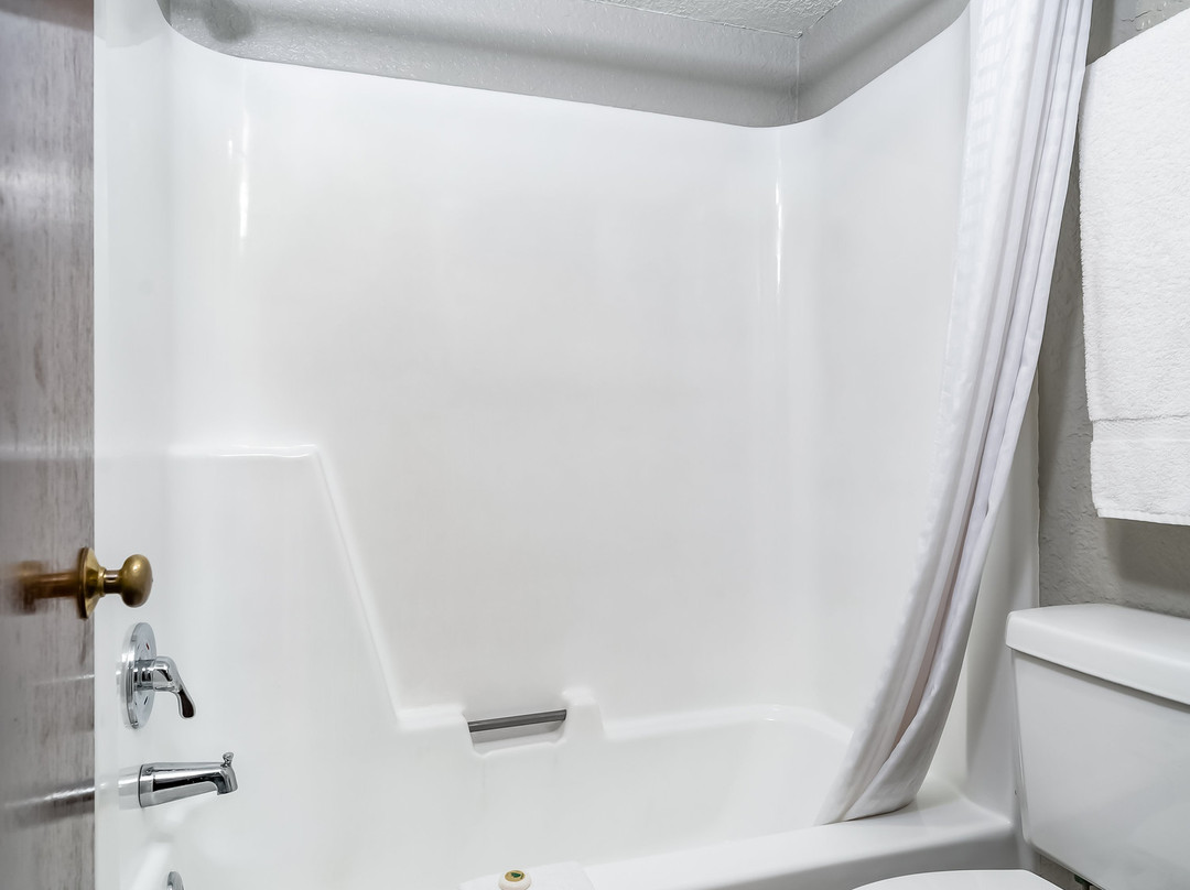 盖恩斯维尔豪生快捷酒店主图