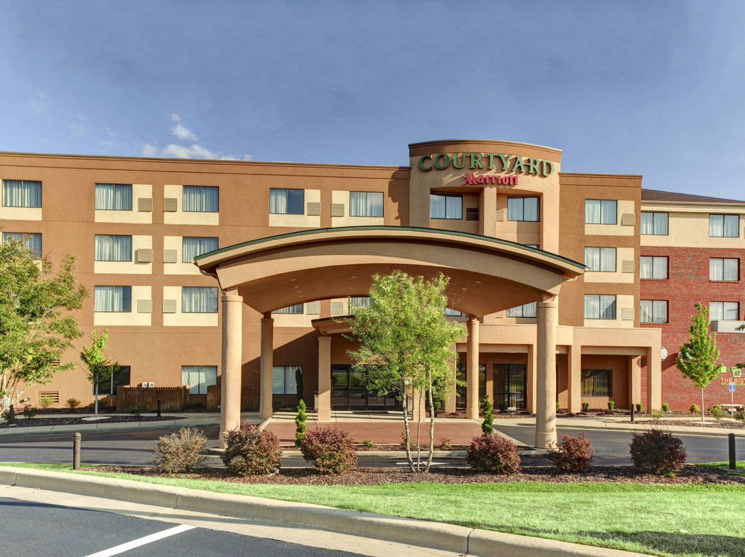 Courtyard by Marriott Anniston Oxford主图