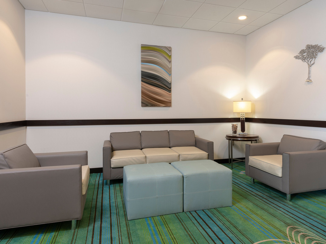 Holiday Inn Express & Suites New Philadelphia by IHG主图