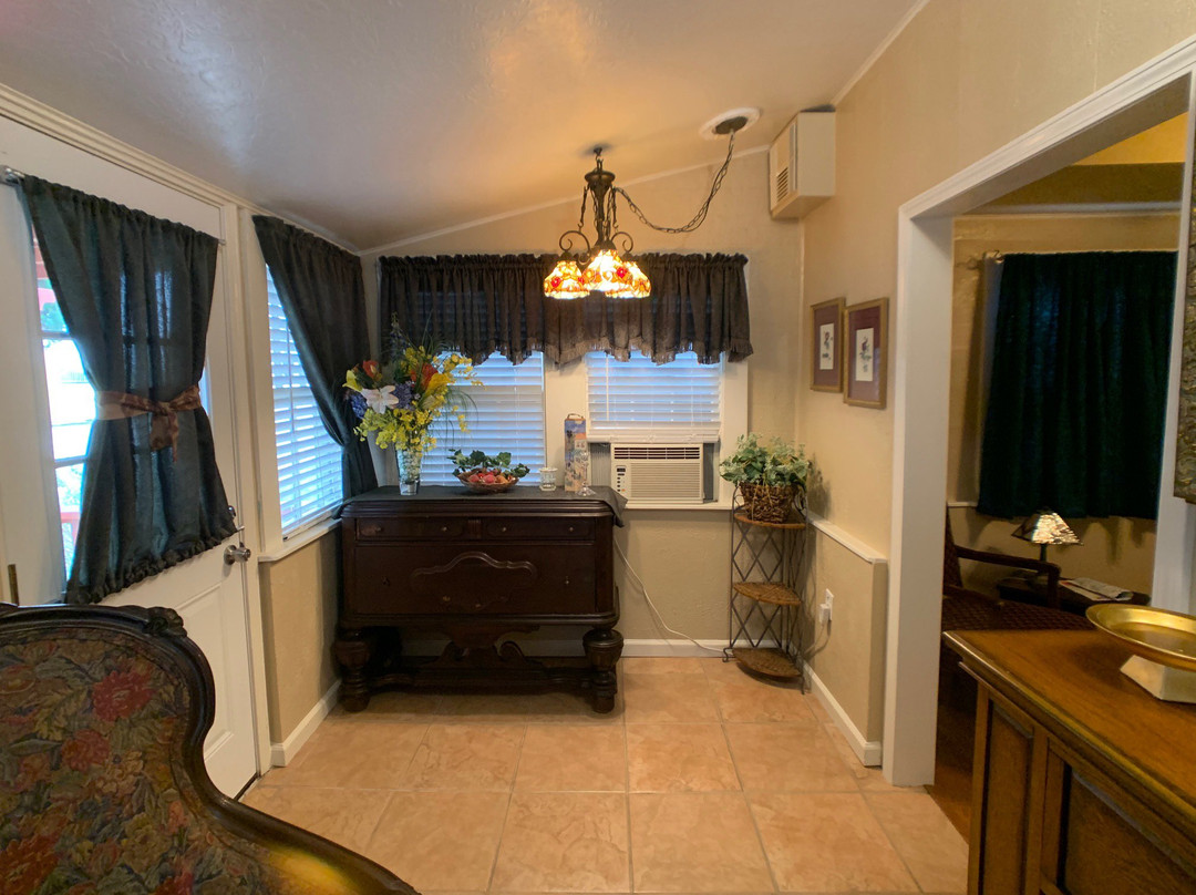 Clipper House Inn主图