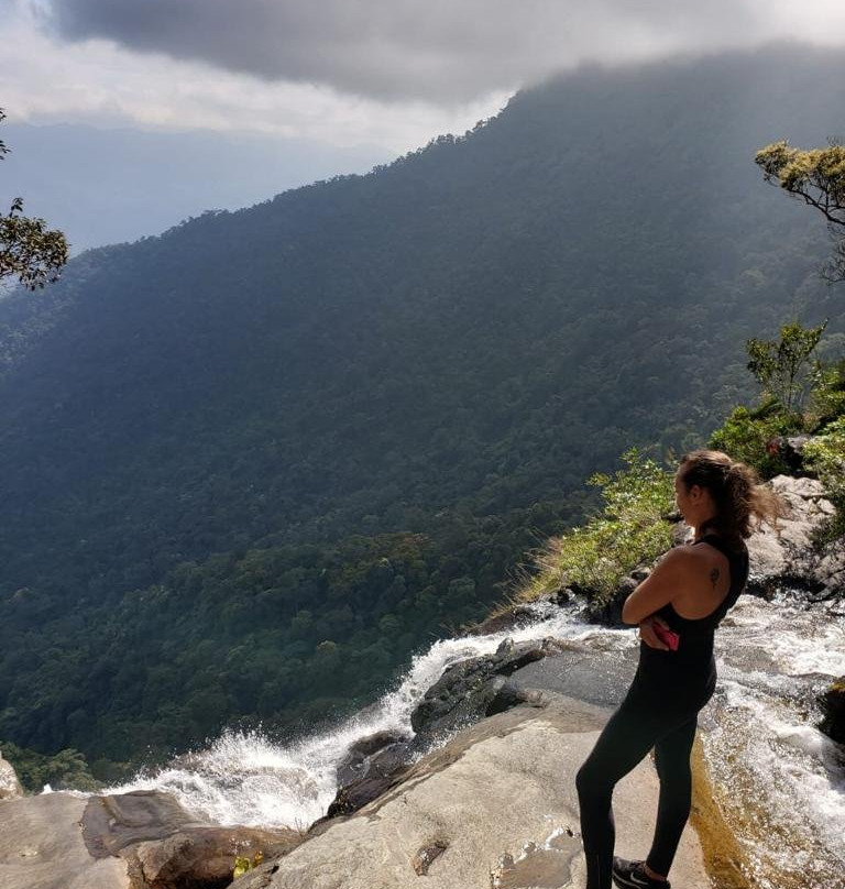 Charming Riverside Hotel主图