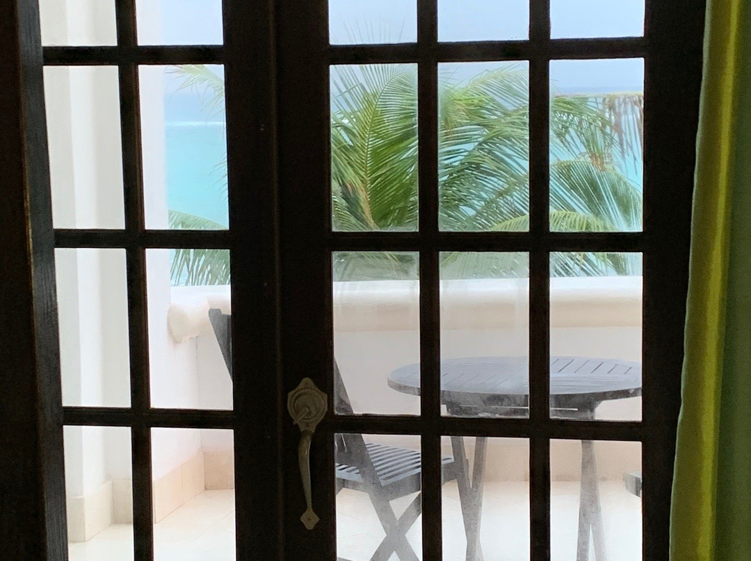 Silver Point Hotel主图