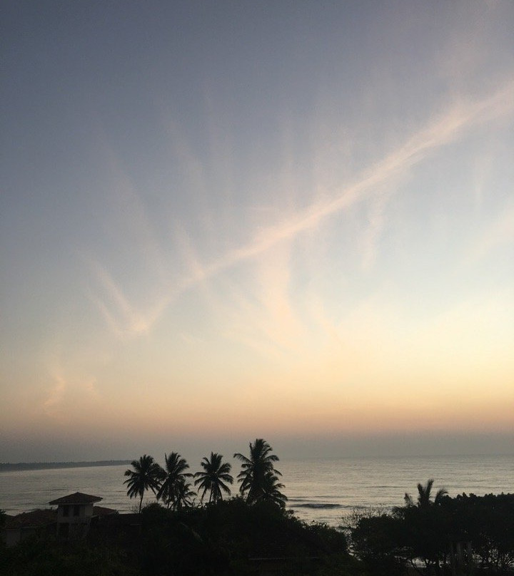 安纳塔亚海滩酒店主图