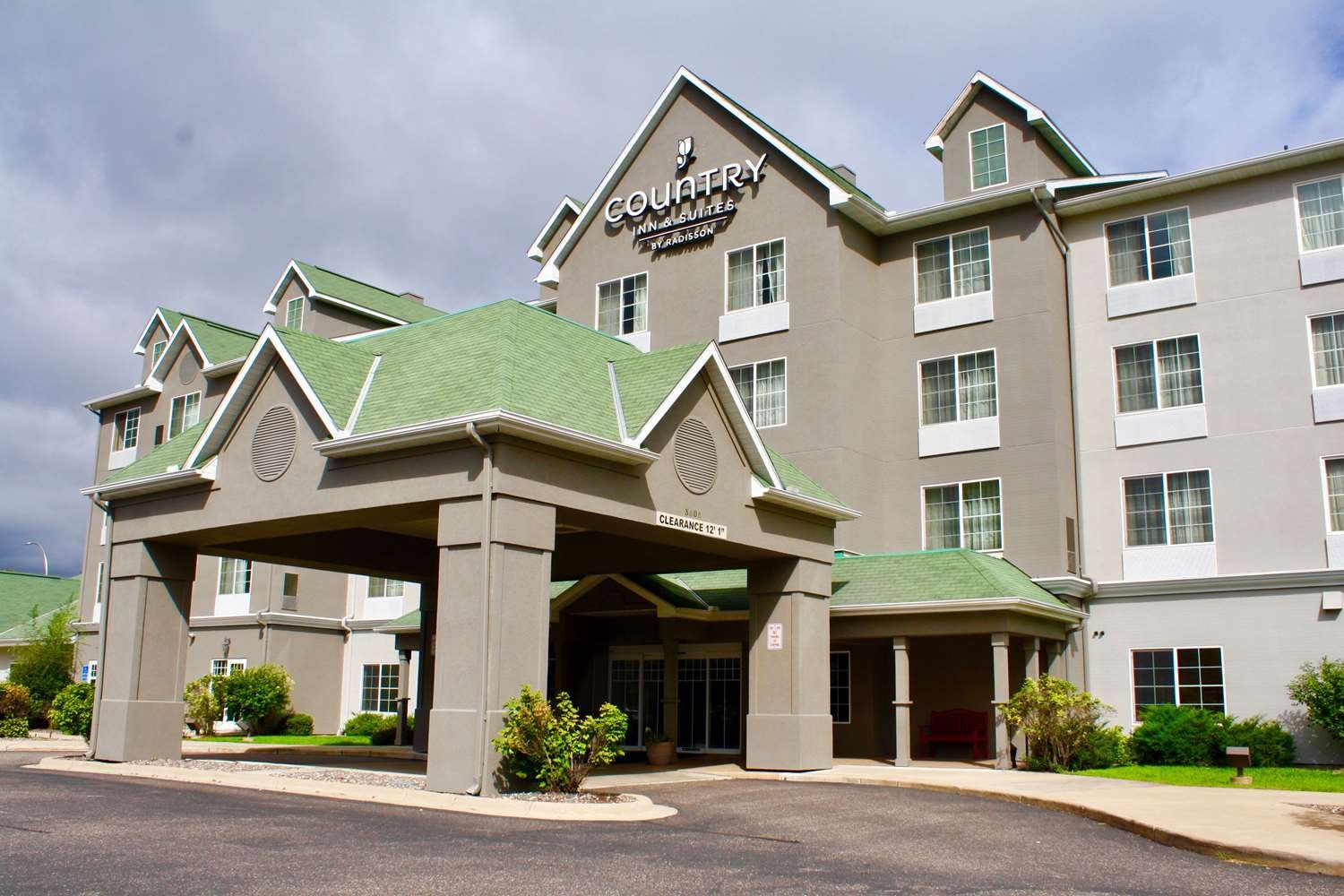 Comfort Inn & Suites St. Paul Northeast-官方