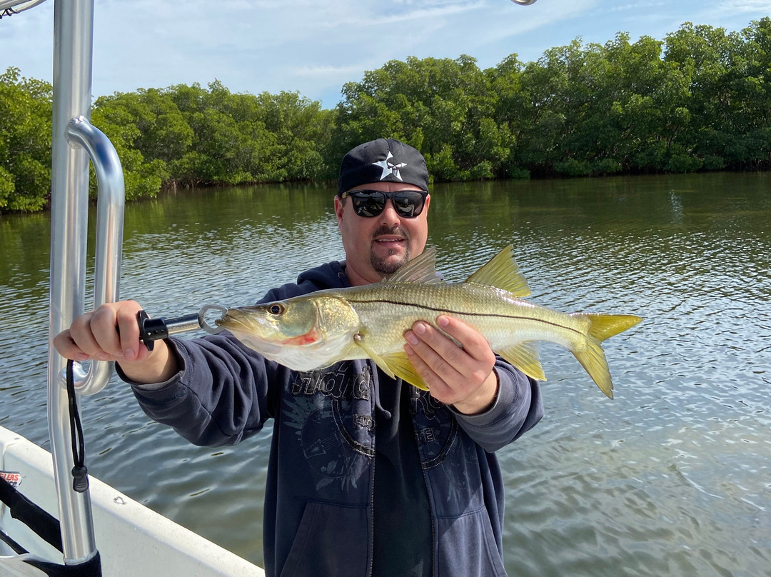 Pocket Change Inshore Fishing Charters-圣彼德斯堡必去景点