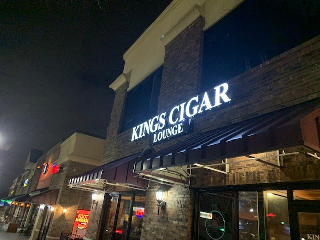 Kings Cigar Lounge景点图片