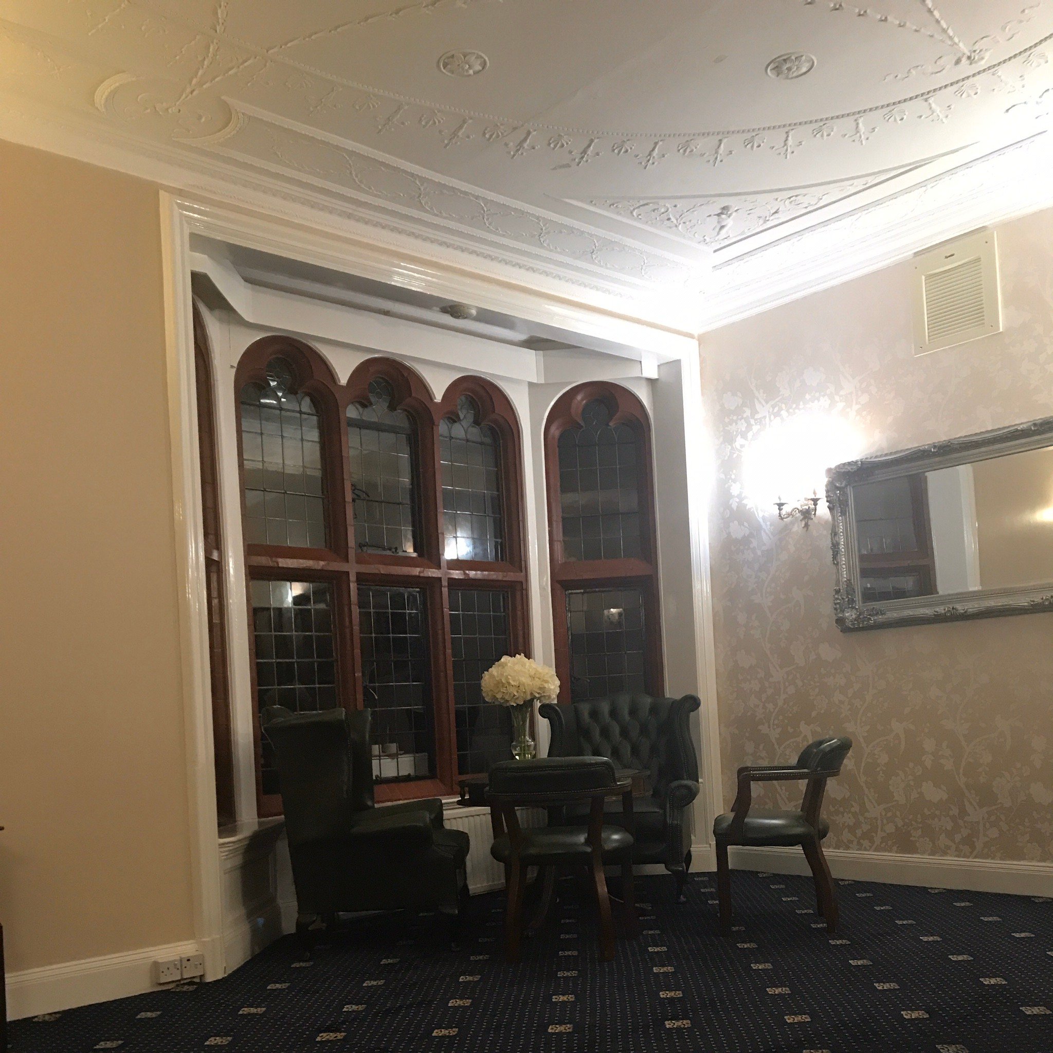 Bryn Howel Hotel-官方