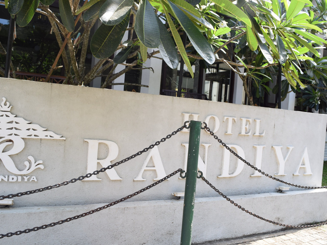 兰蒂雅酒店主图