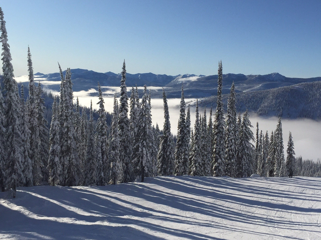 Whitewater Ski Resort景点图片