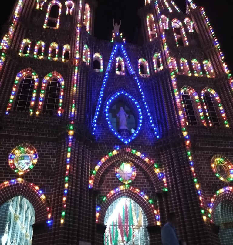 Basilica de la Inmaculada Concepcion-Jardin必去景点
