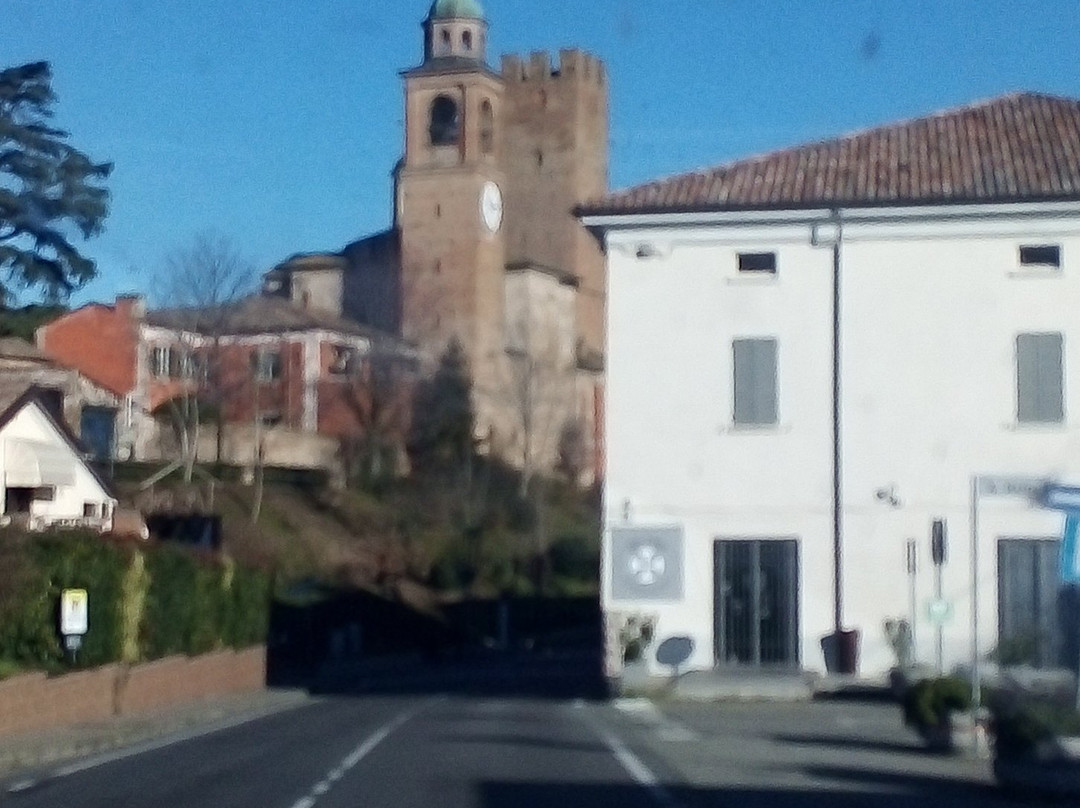 Castelnuovo Fogliani旅游攻略图片