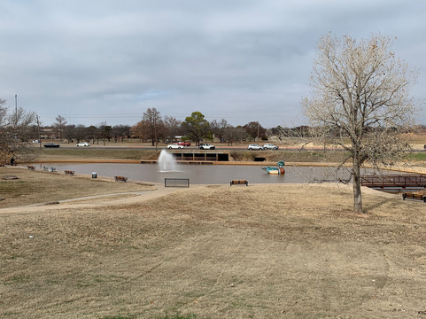 Weeks Park-威奇托福尔斯必去景点