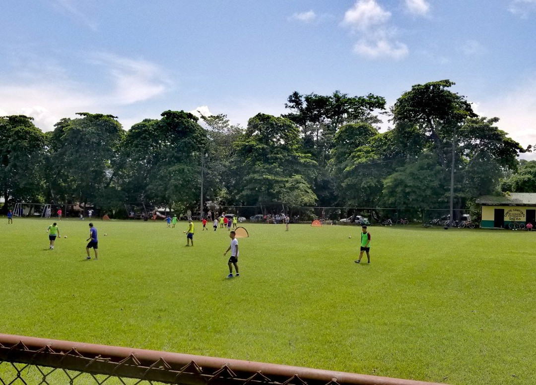 Puerto United Football Club景点图片