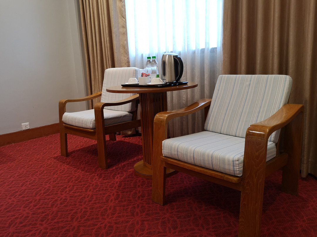 Central Hotel Yangon主图