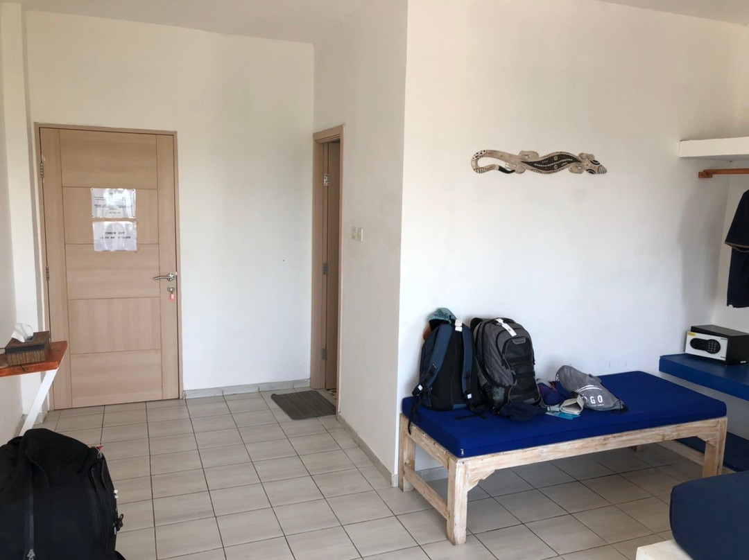 Blue Ocean Hotel主图