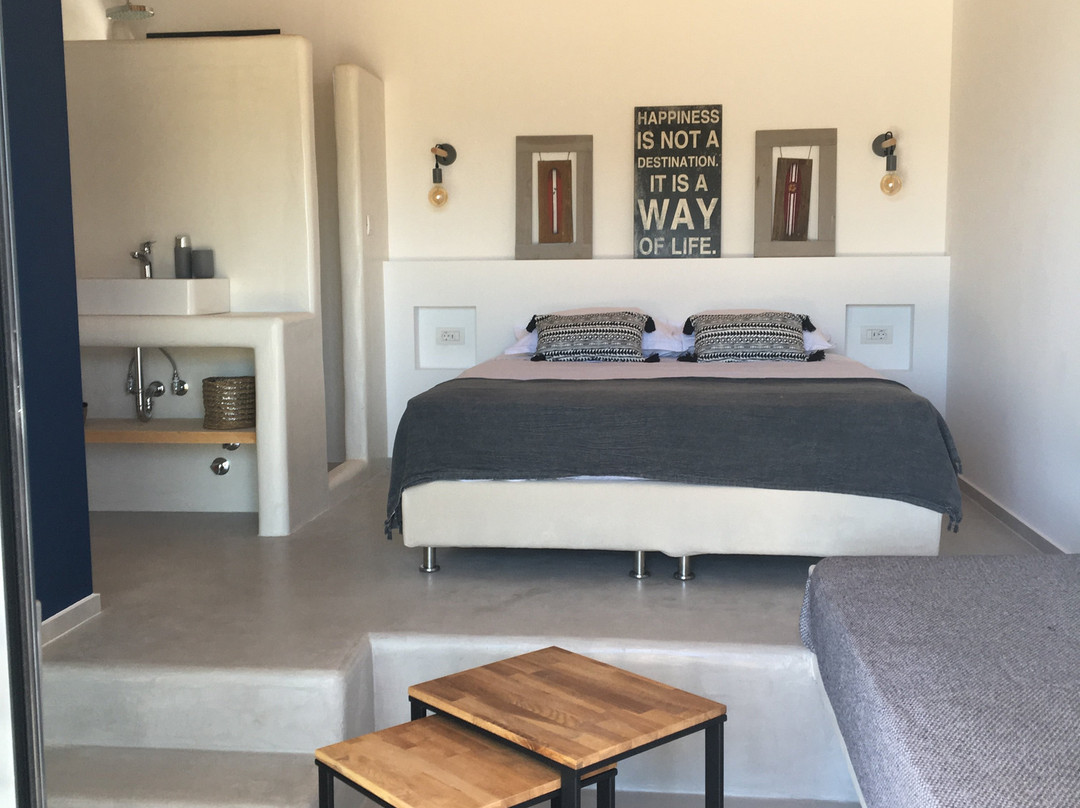 Lourdas (Lourdata) Beach-Lourdata必去景点