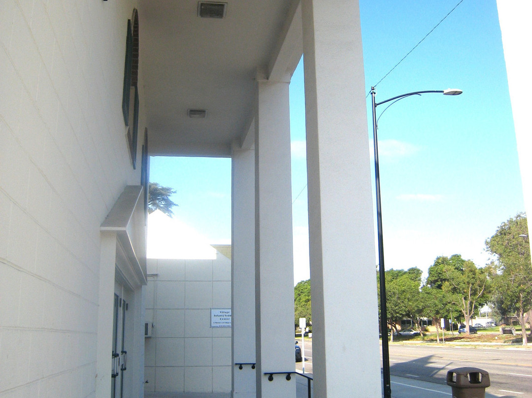 Village Church-伯班克必去景点