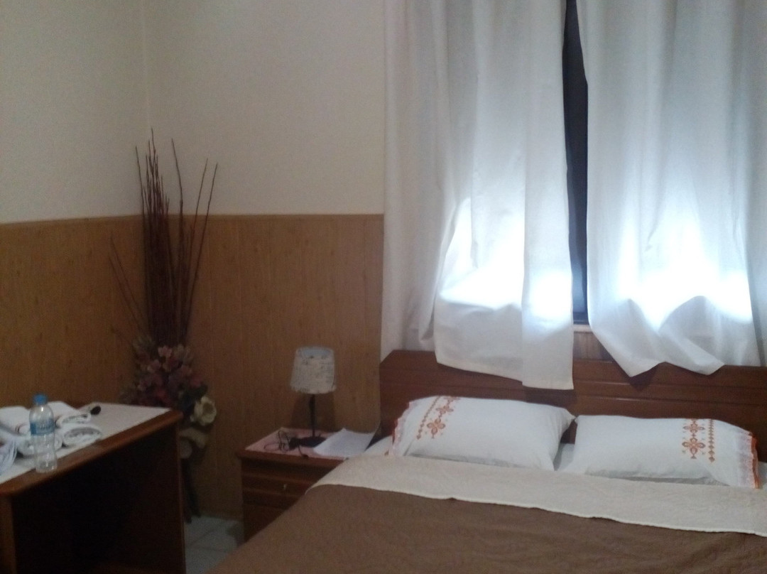 Bloutsos Rooms主图