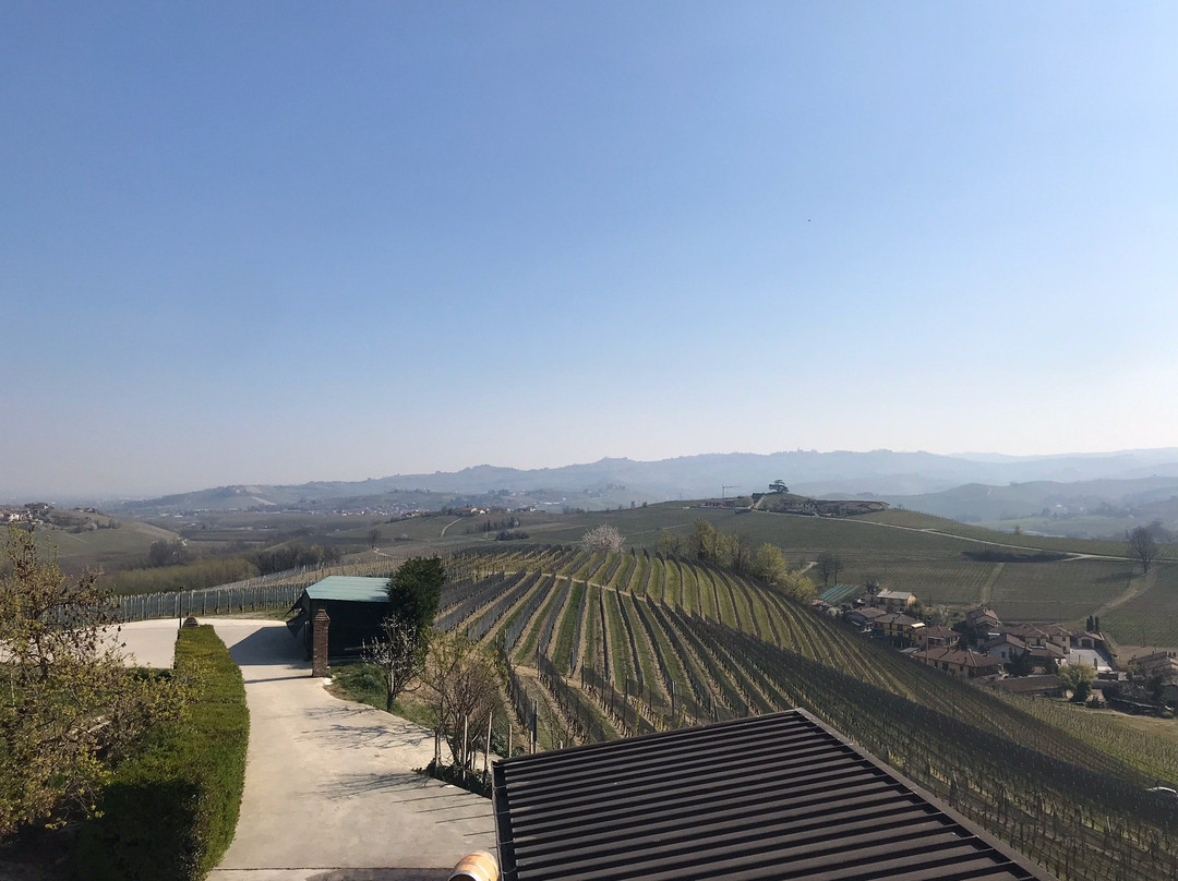 Azienda Agricola Elio Altare-拉莫拉必去景点