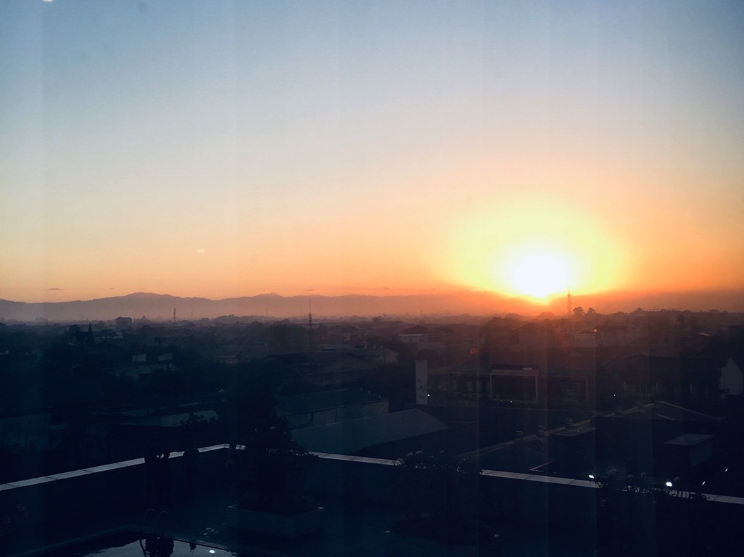 Hotel Grand Karlita Purwokerto主图