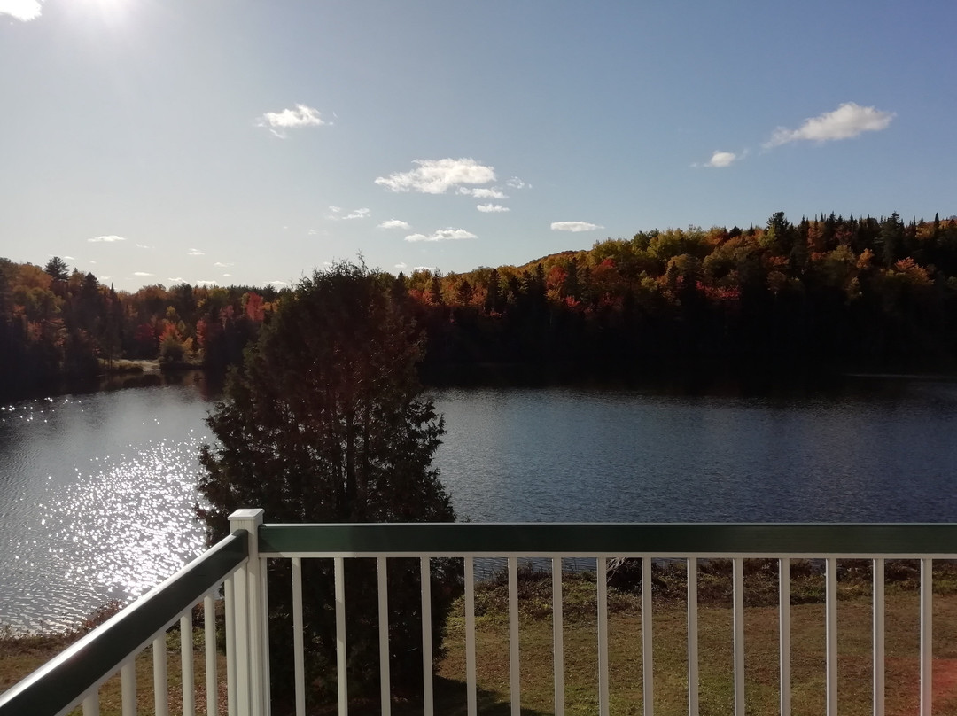 Auberge du Lac-a-l'Eau-Claire主图