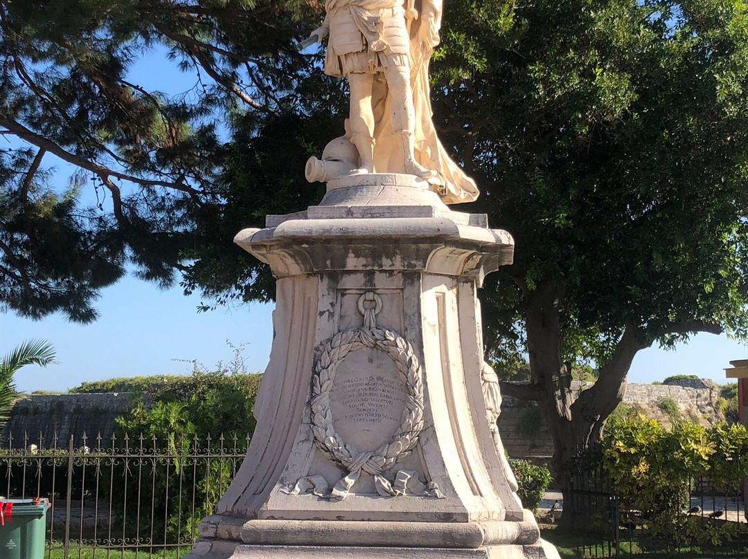 Schulenburg Statue-科孚市必去景点