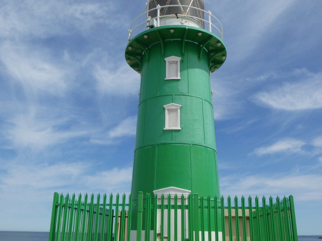 South Mole Lighthouse景点图片