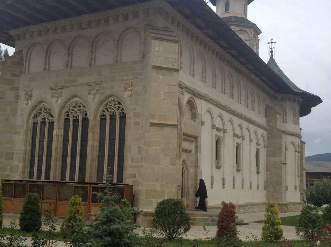 Putna Monastery景点图片