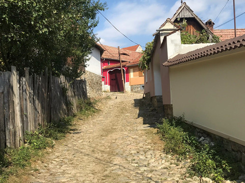 Biserica Cuvioasa Paraschiva-Rasinari必去景点