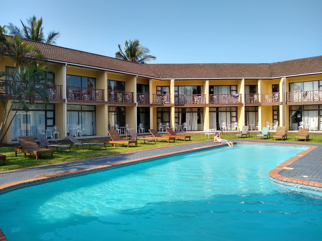 Elephant Lake Hotel主图